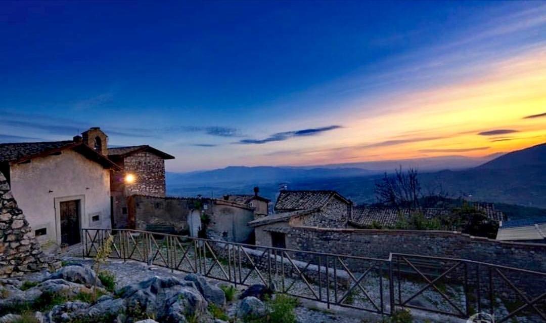 Casetta Nel Borgo Olevano Romano Luaran gambar