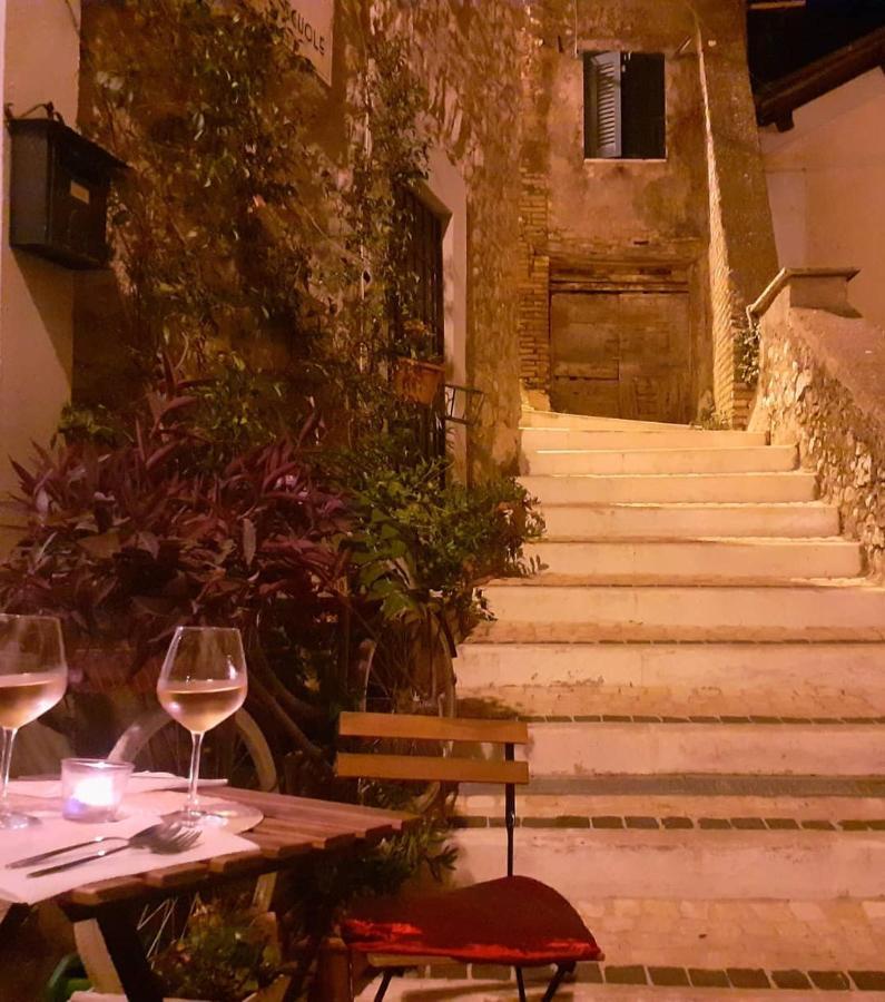 Casetta Nel Borgo Olevano Romano Luaran gambar
